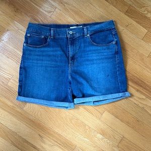 Levi’s Classic Fit Short